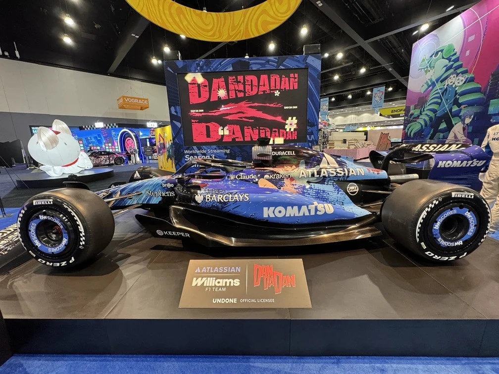 Dandadan Debuts Williams F1 Car at Anime Expo for Season 3