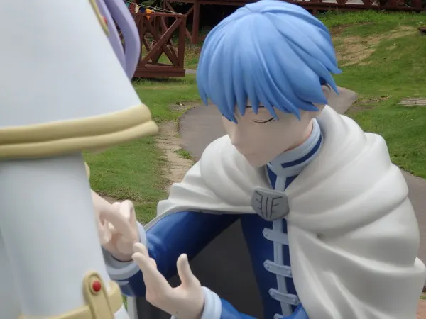 Frieren Glamping Collab Lets Fans Hold Stark's Axe in Chiba
