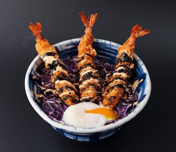 'Jujutsu Kaisen' Nagoya Food Collab Launches at JR Station